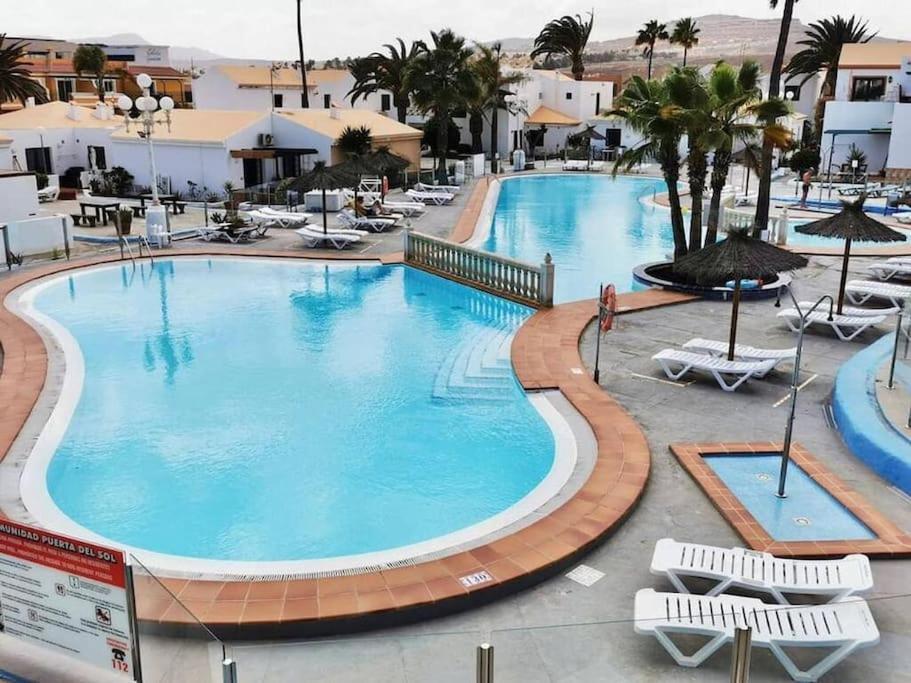 Lovely Apartment Near The Beach With Pool & Wifi Caleta De Fuste Exterior foto
